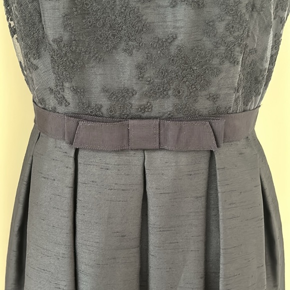 Taylor Brand Navy Blue Dress with Pockets size 6 - Picture 5 of 12